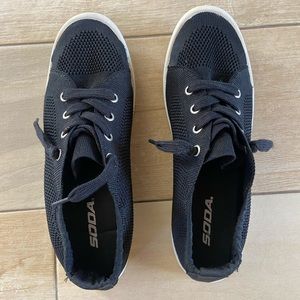 Black Soda Mesh Shoes